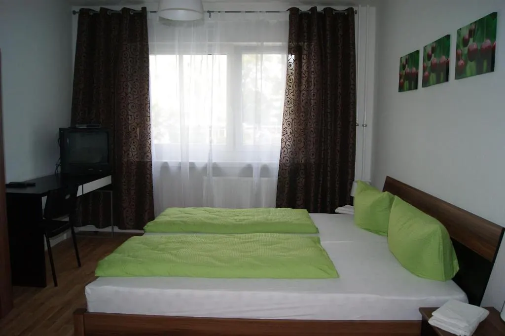 Pension Reiter Berlin 2*,  Germany
