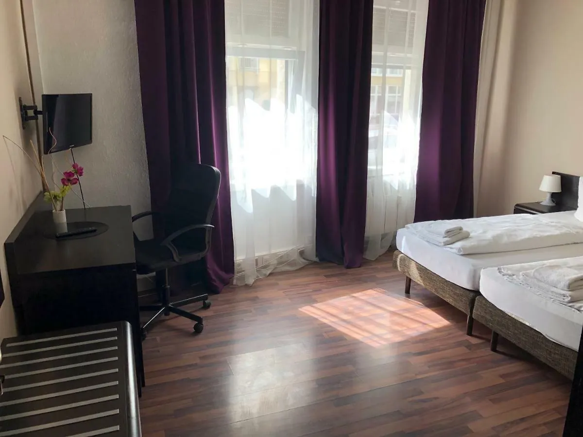 Pension Reiter Berlin Guest house