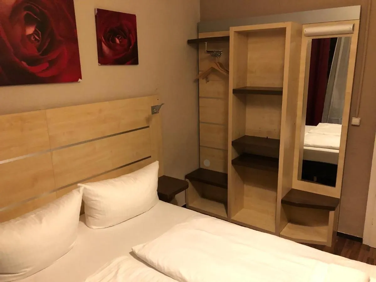 Pension Reiter Berlin Guest house